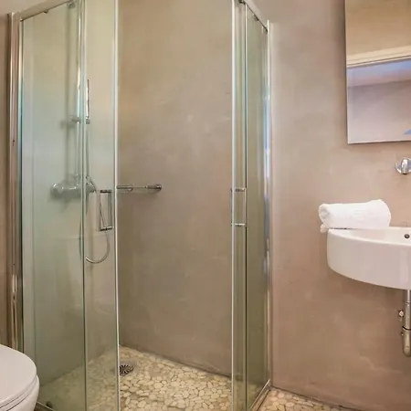 Beachfront Suites Lourdas 2* 劳德哈塔
